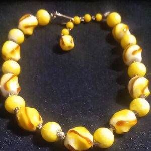 Vintage Yellow and Brown Porcelain Beaded Collar Necklace